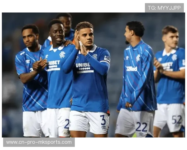 巴黎新援首秀破门,赢得全场掌声,巴黎新援首秀破门,赢得全场掌声